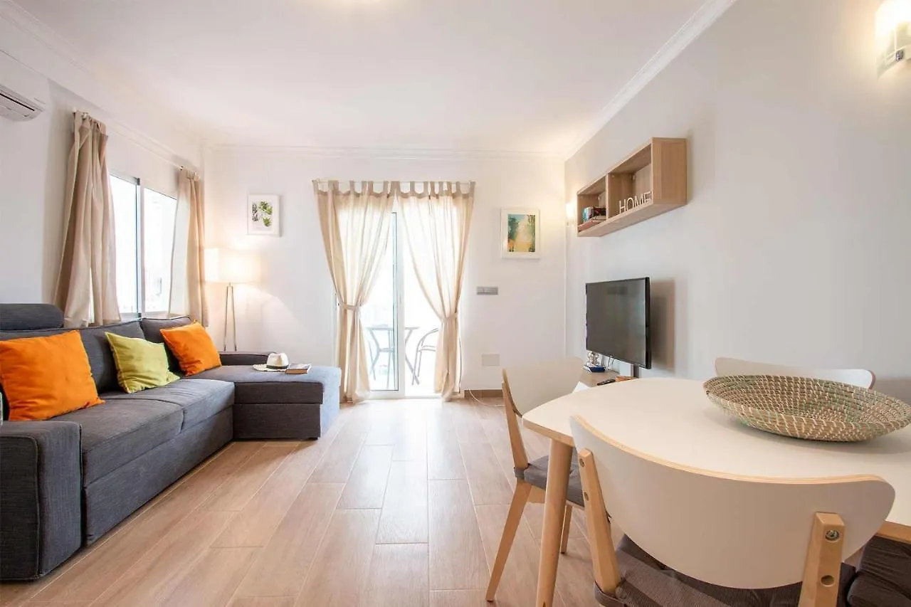 Apartamento Al Lado De La Playa Torrecilla Calle Malaga Appartement Nerja Spanje