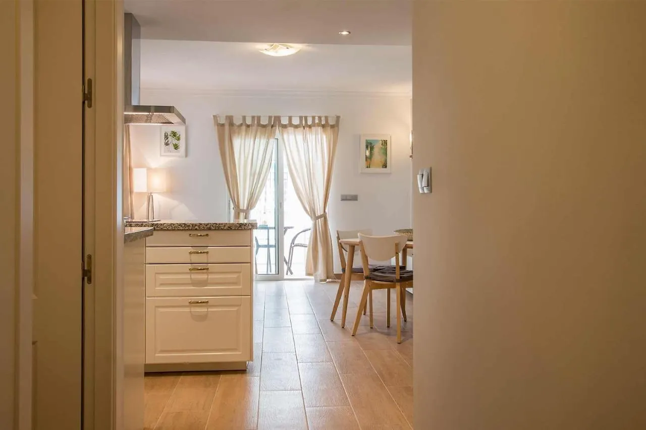 Apartamento Al Lado De La Playa Torrecilla Calle Malaga Appartement Nerja Spanje