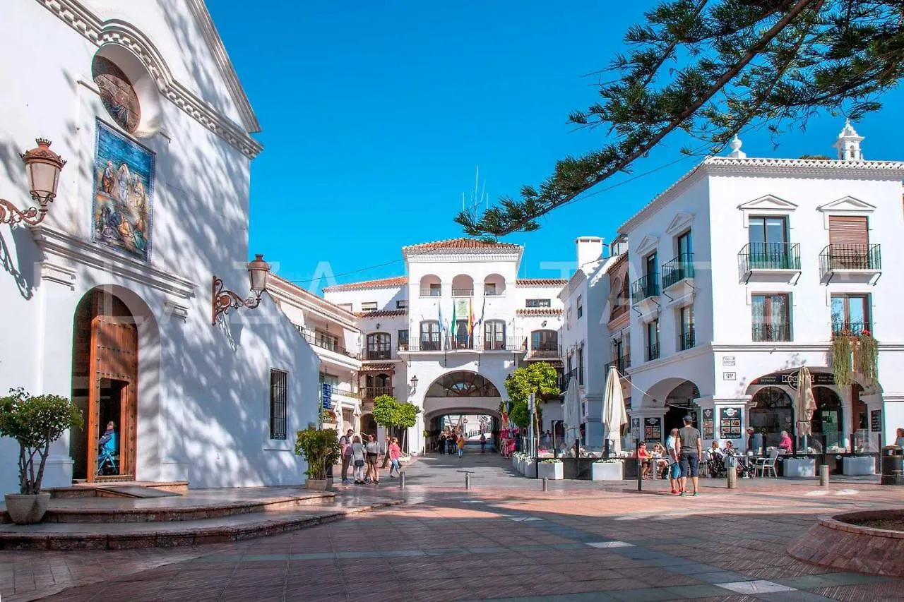 Apartamento Al Lado De La Playa Torrecilla Calle Malaga Appartement Nerja